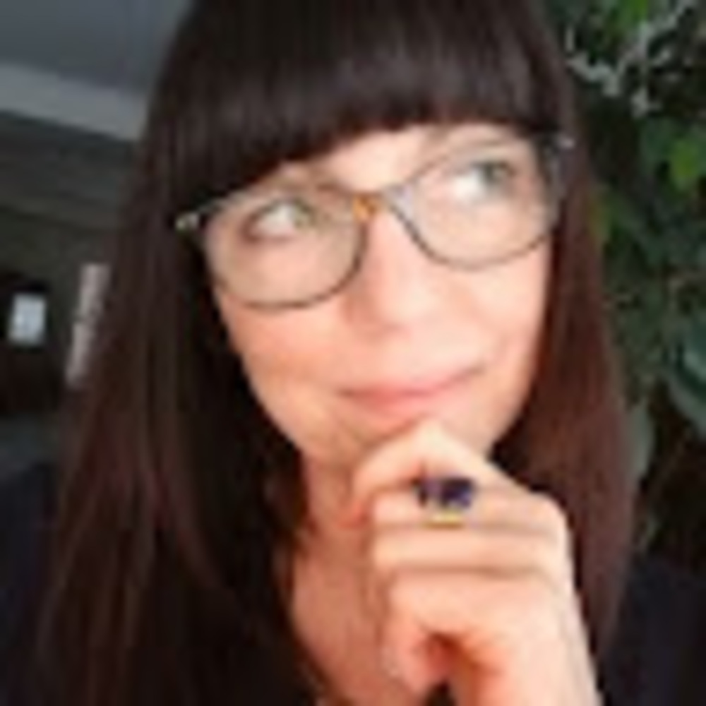 Meet your Posher, Deborah
